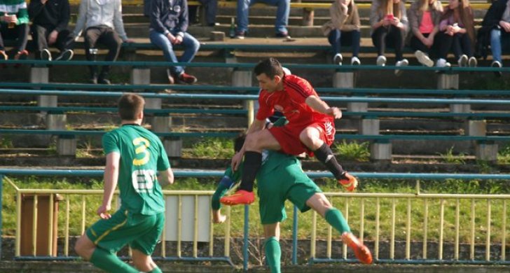 p1012895b.jpg